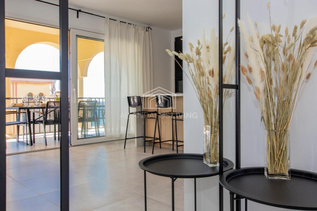 Panoramic Sea Views And Direct Access To The Beach From The Community In Torrenueva Málaga Exterior foto